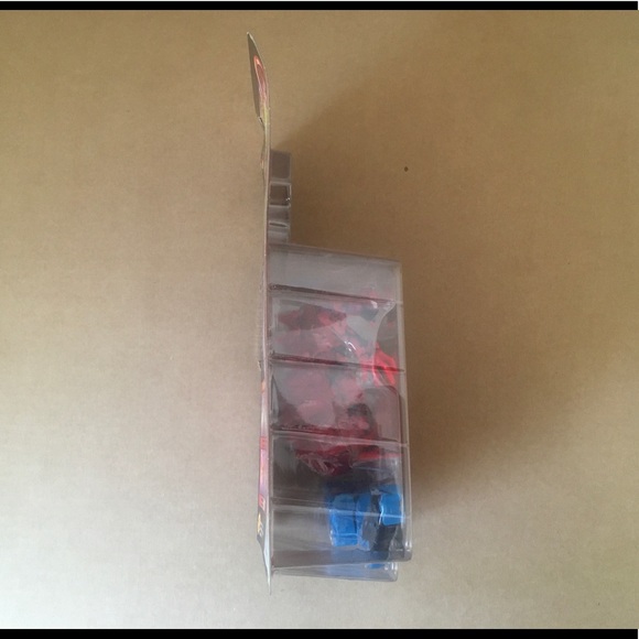 NEW Toybiz Web Flyers Sneak Attack Carnage Spider - Picture 5 of 6